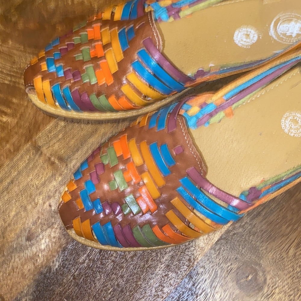 Women’s leather huaraches multicolored new made in Mexico fits an 8 - Picture 7 of 8